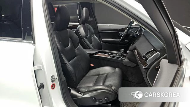 Volvo XC90 second Generation 2019 Белый из Кореи, фото 2