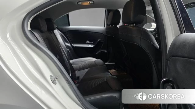Mercedes-Benz A-Class W177 2020 Белый из Кореи, фото 2