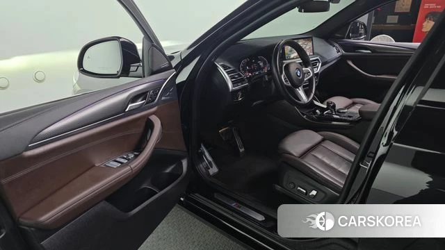 BMW X4 (G02) 2023 Черный из Кореи, фото 2