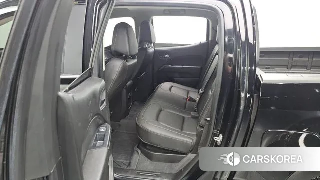 Chevrolet (GM Daewoo) Real New Colorado 2021 Черный из Кореи, фото 2