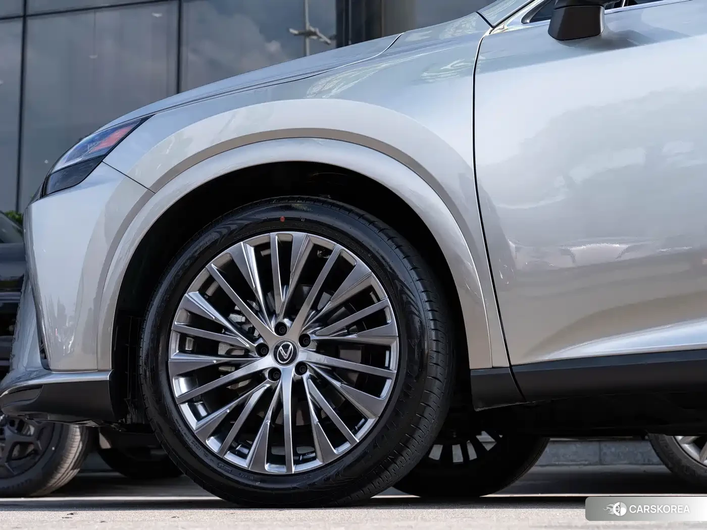 Lexus RX 2025 Silver/gray из Китая, фото 2