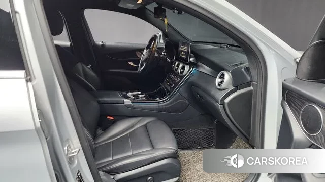 Mercedes-Benz GLC-Class X253 2019 Серебряный из Кореи, фото 2