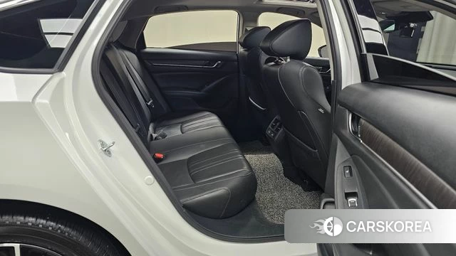 Honda Accord 10th Generation 2022 Белый из Кореи, фото 2