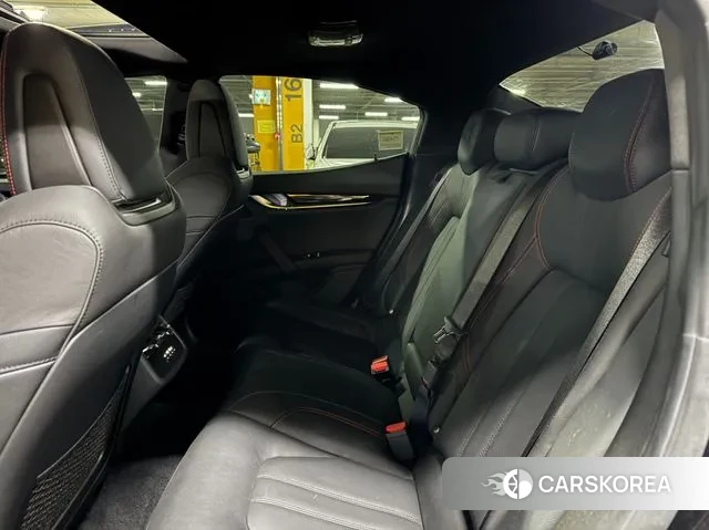 Maserati Ghibli 2020 Черный из Кореи, фото 2