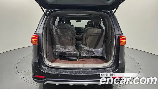 Kia The New Carnival 2018 Серый из Кореи, фото 2