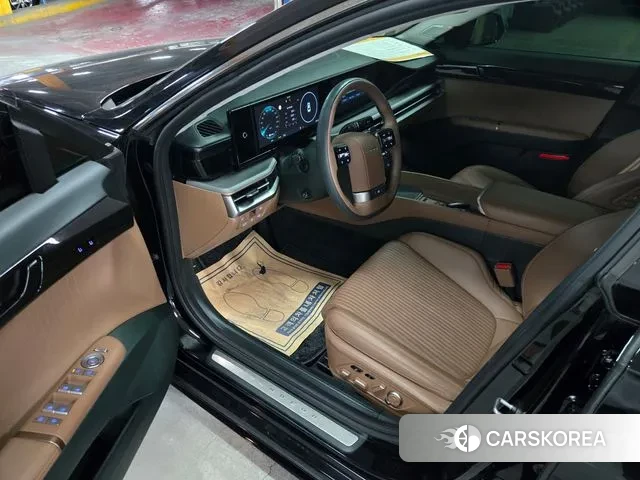 Hyundai Grandeur Hybrid (GN7) 2023 Черный из Кореи, фото 2