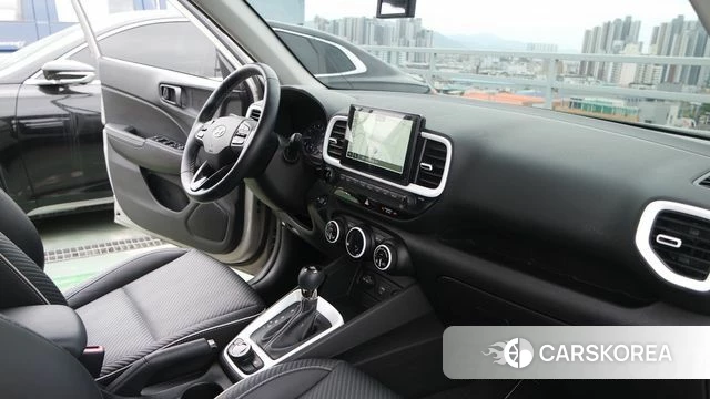Hyundai Venue 2019 Серебристо-серый из Кореи, фото 2