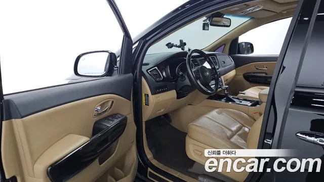 Kia The New Carnival 2019 Черный из Кореи, фото 2