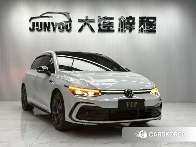 Volkswagen Golf 2022 Белый из Китая, фото 2