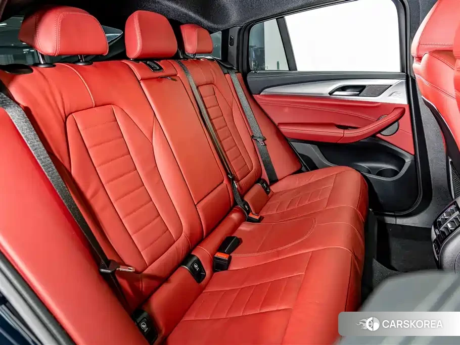 BMW X4 2021 Черный из Китая, фото 2