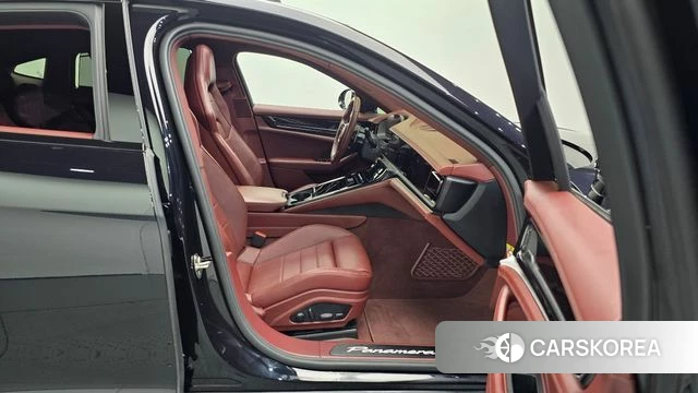 Porsche Panamera (976) 2025 Черный из Кореи, фото 2