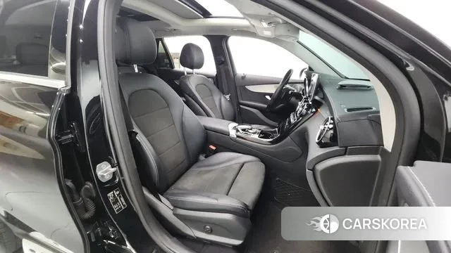 Mercedes-Benz GLC-Class X253 2019 Черный из Кореи, фото 2