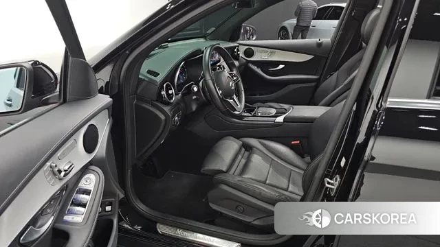 Mercedes-Benz GLC-Class X253 2021 Черный из Кореи, фото 2