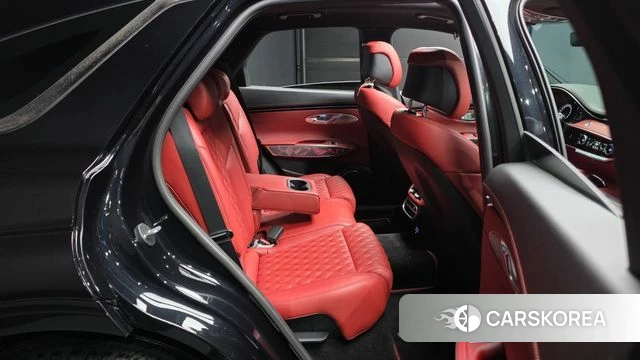 Genesis GV70 2021 Черный из Кореи, фото 2