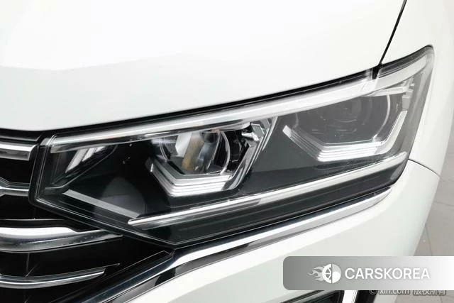 Volkswagen Tanyue 2022 Белый из Китая, фото 2