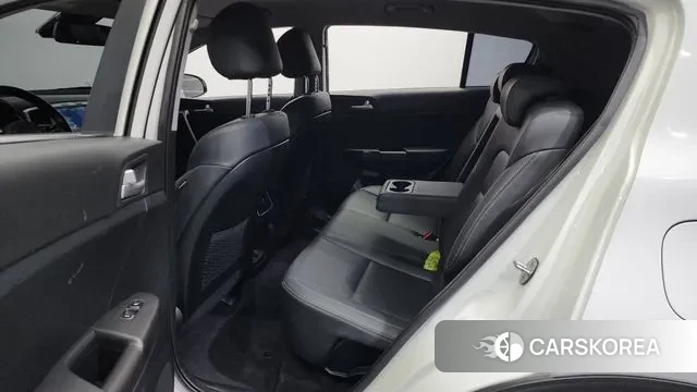 Kia Sportage The Bold 2018 Белый из Кореи, фото 2