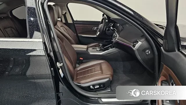 BMW 3 Series (G20) 2020 Черный из Кореи, фото 2