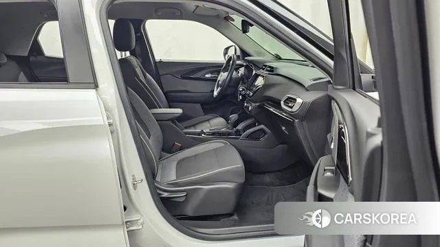 Chevrolet (GM Daewoo) Trailblazer 2021 Белый из Кореи, фото 2