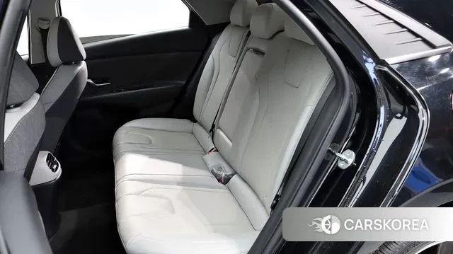 Hyundai Avante (CN7) 2022 Черный из Кореи, фото 2