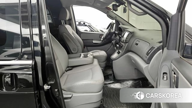 Hyundai The New Grand Starex 2018 Черный из Кореи, фото 2