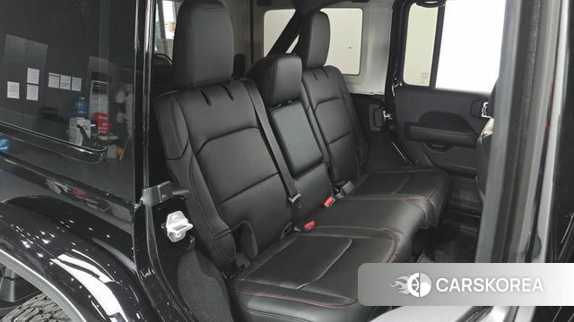 Jeep Wrangler (JL) 2025 Черный из Кореи, фото 2