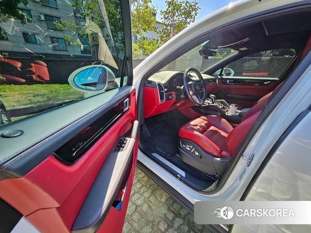Porsche Cayenne (PO536) 2021 Белый из Кореи, фото 2