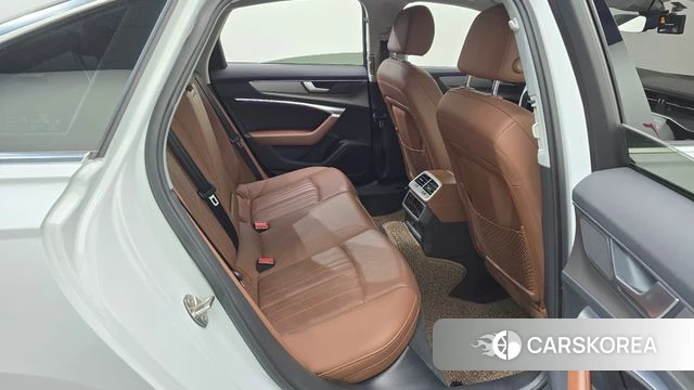 Audi A6 (C8) 2019 Белый из Кореи, фото 2