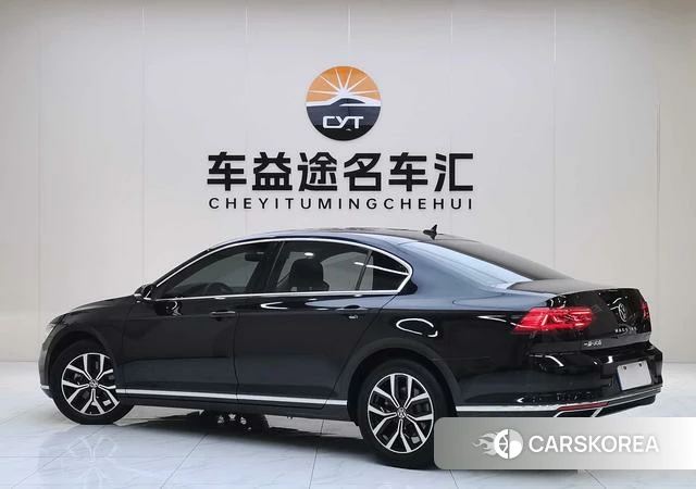 Volkswagen Magotan 2022 Черный из Китая, фото 2