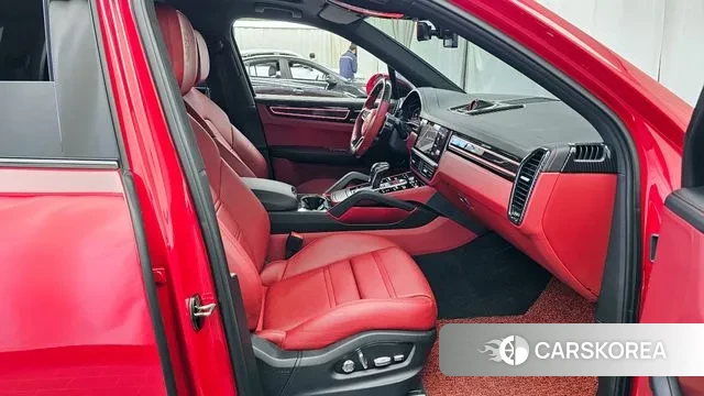 Porsche Cayenne (PO536) 2021 Красный из Кореи, фото 2