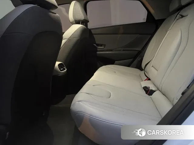 Hyundai Avante (CN7) 2022 Белый из Кореи, фото 2