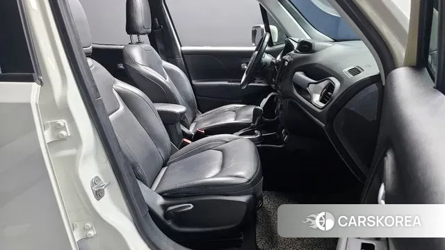 Jeep Renegade 2018 Белый из Кореи, фото 2