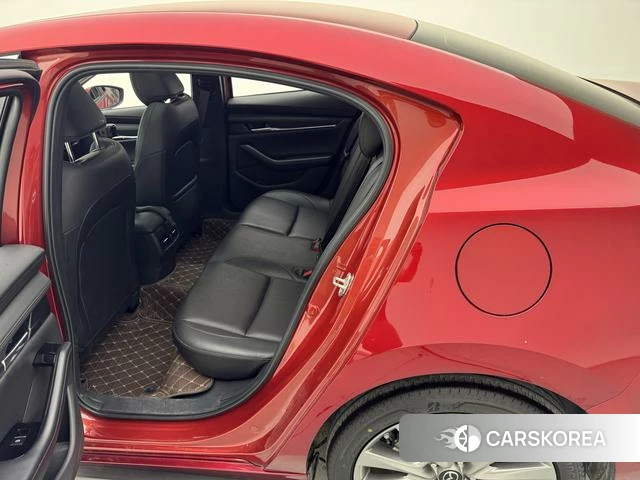 Mazda 3 Angkesaila 2023 Красный из Китая, фото 2