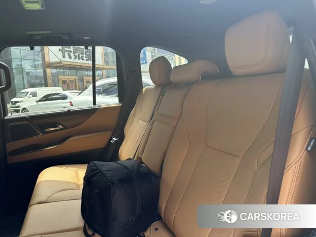 Lexus LX 2025 Черный из Китая, фото 2