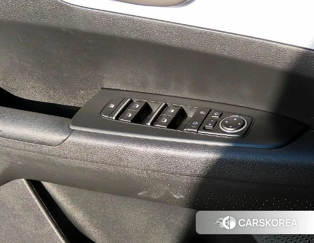 Kia The New K3 2nd generation 2021 Белый из Кореи, фото 2