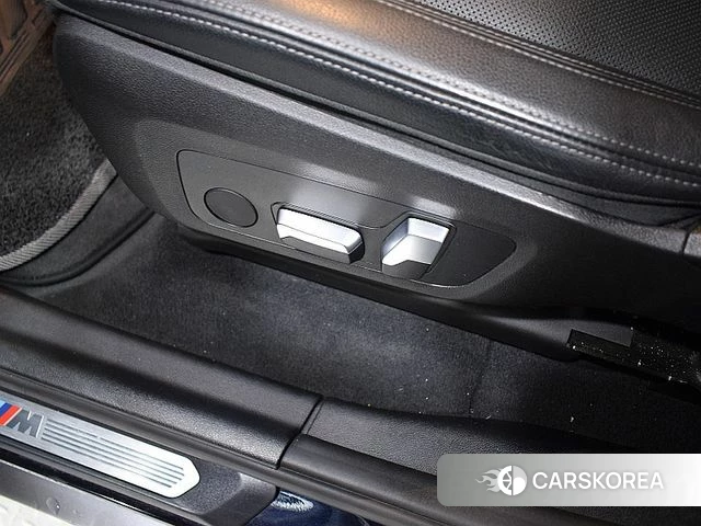 BMW X4 (G02) 2021 Черный из Кореи, фото 2