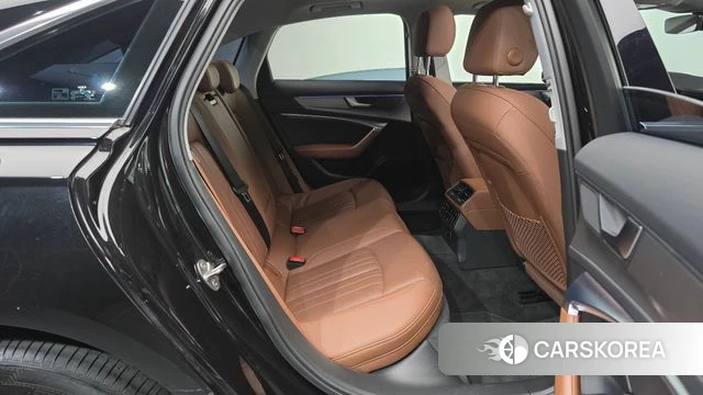 Audi A6 (C8) 2020 Черный из Кореи, фото 2