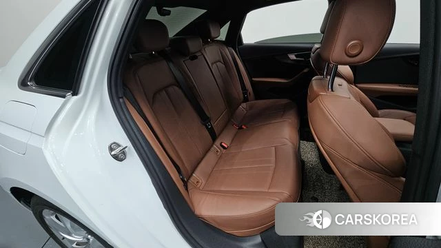 Audi A4 (B9) 2021 Белый из Кореи, фото 2