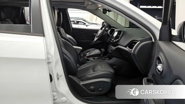 Jeep Cherokee (KL) 2022 Белый из Кореи, фото 2