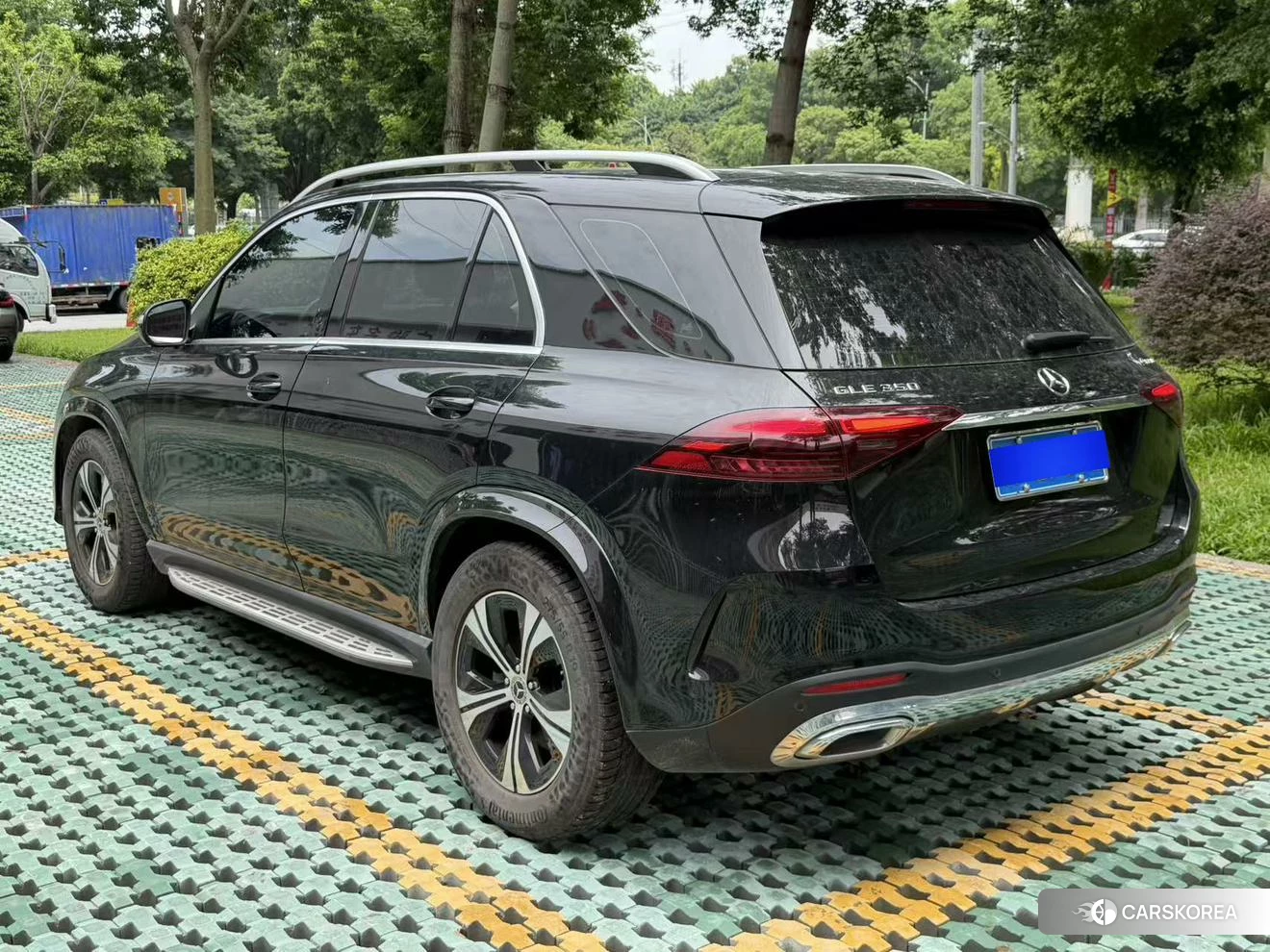 Mercedes-Benz GLE (import) 2023 Черный из Китая, фото 2