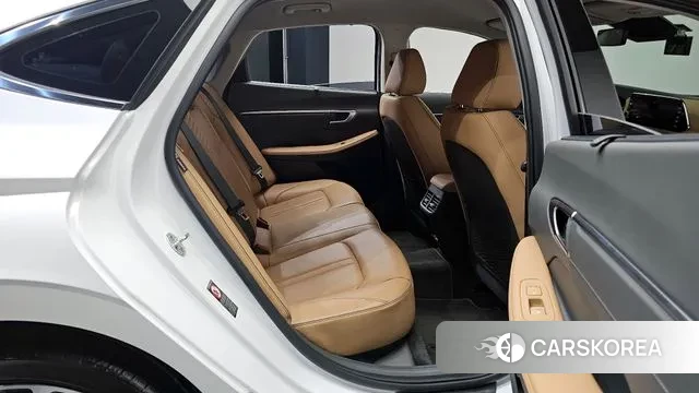 Hyundai Sonata (DN8) 2021 Белый из Кореи, фото 2