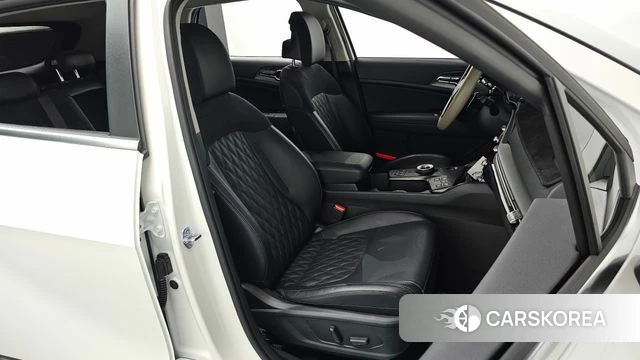 Kia The New Sportage 5th Generation 2025 Белый из Кореи, фото 2