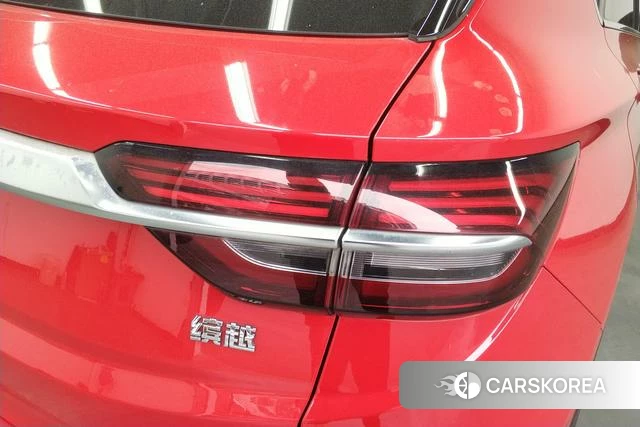 Geely Automobile Binyue 2019 Красный из Китая, фото 2