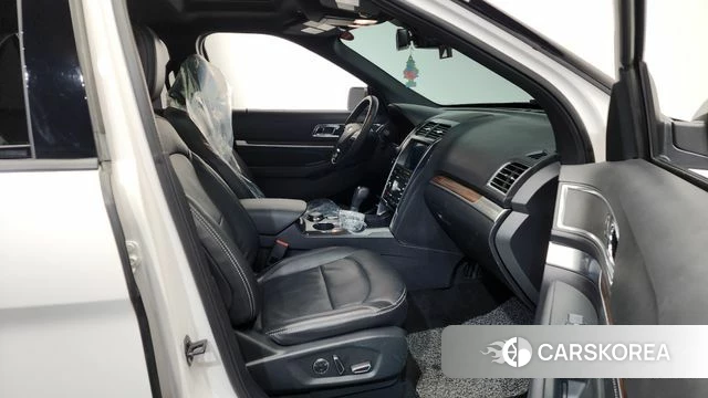 Ford Explorer 2018 Белый из Кореи, фото 2