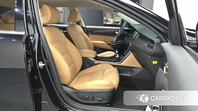 Kia K7 Premier 2019 Черный из Кореи, фото 2
