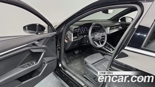 Audi A3 (8Y) 2023 Черный из Кореи, фото 2