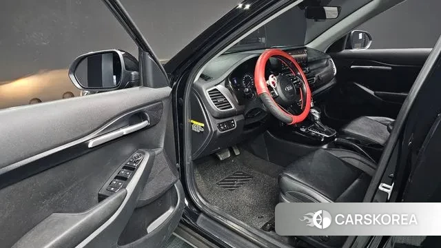 Kia Seltos 2020 Черный из Кореи, фото 2