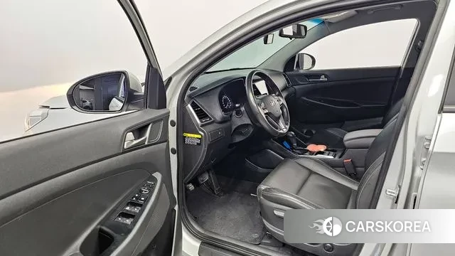 Hyundai All New Tucson 2018 Серебряный из Кореи, фото 2