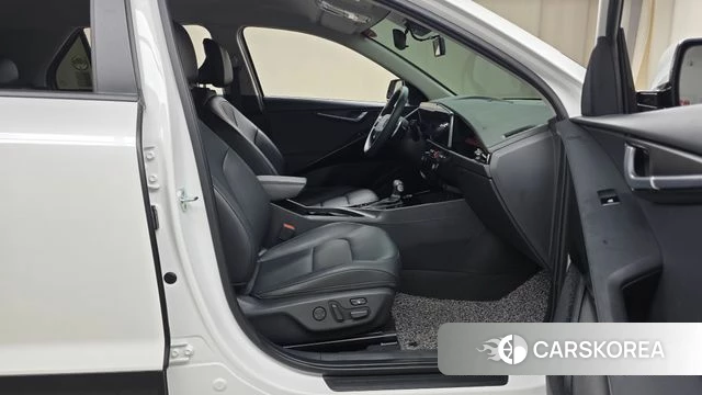 Kia Di Ol Nu Niro 2022 Белый из Кореи, фото 2