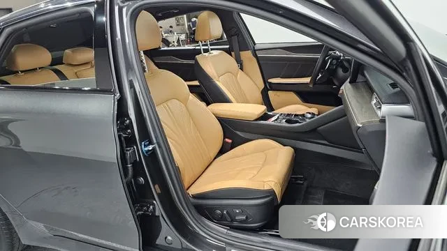 Kia K5 3rd generation 2023 Серый из Кореи, фото 2