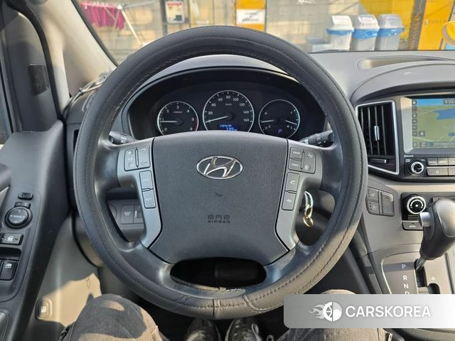 Hyundai The New Grand Starex 2019 Желтый из Кореи, фото 2